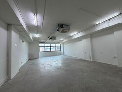 UB. One (D14), Factory #621515421